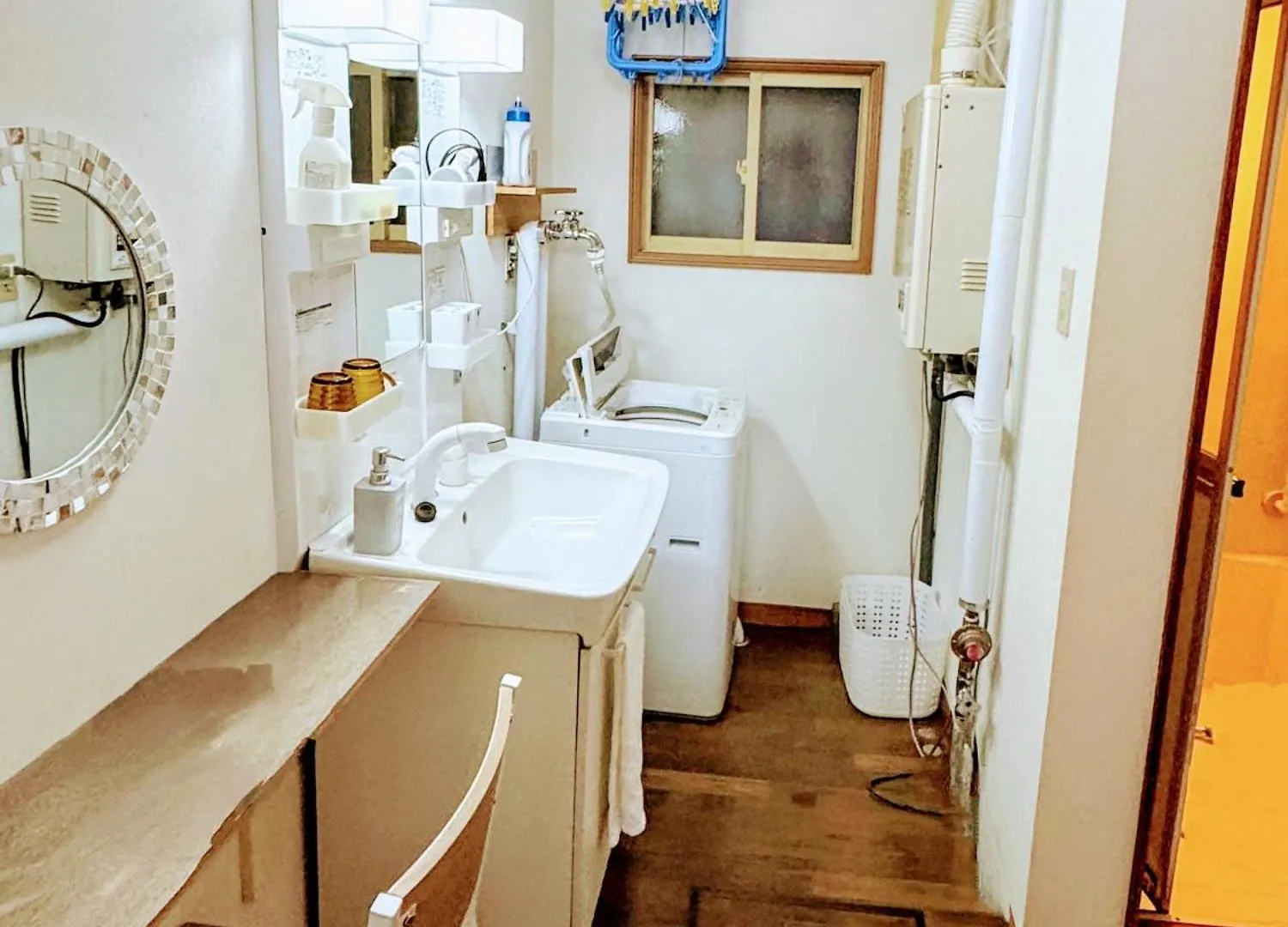 ハーモニー無料駐車場有 Apartment Chitose
